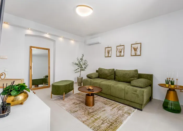 Semesterbostad Casa Riccardo Funtana